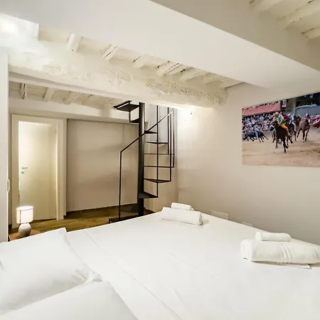 Duomo Chic * סיינה